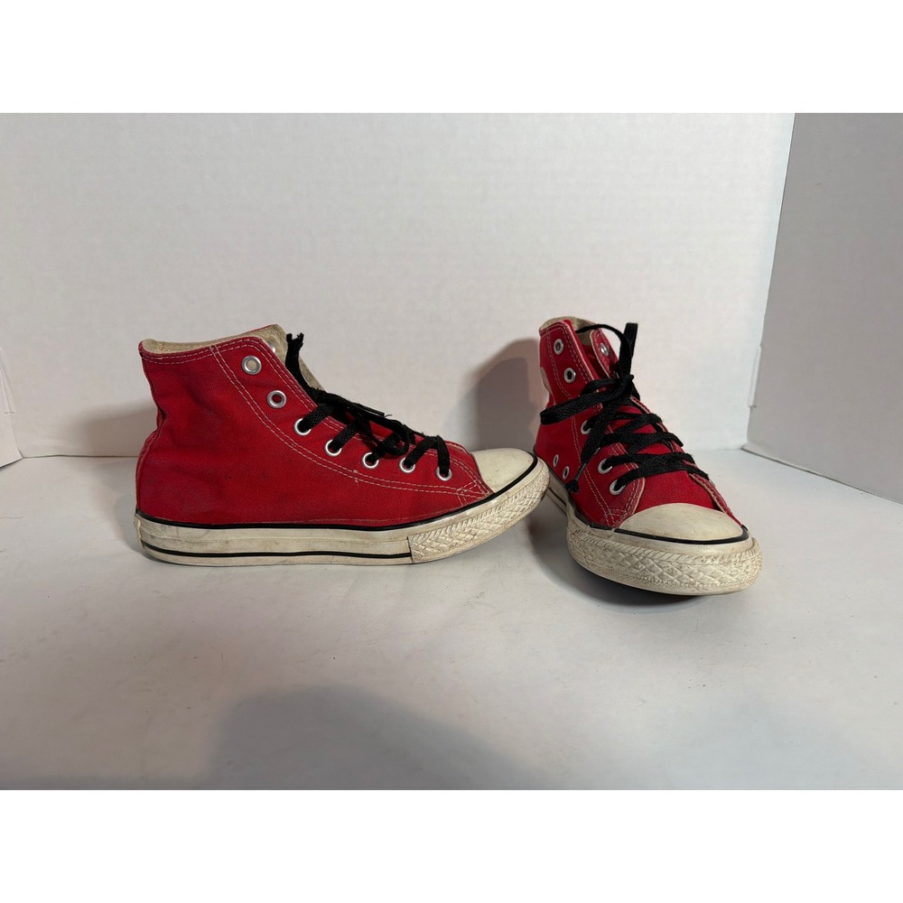 Converse Chuck Taylor All Star High Top Red Canvas Sneakers Kids Size 3